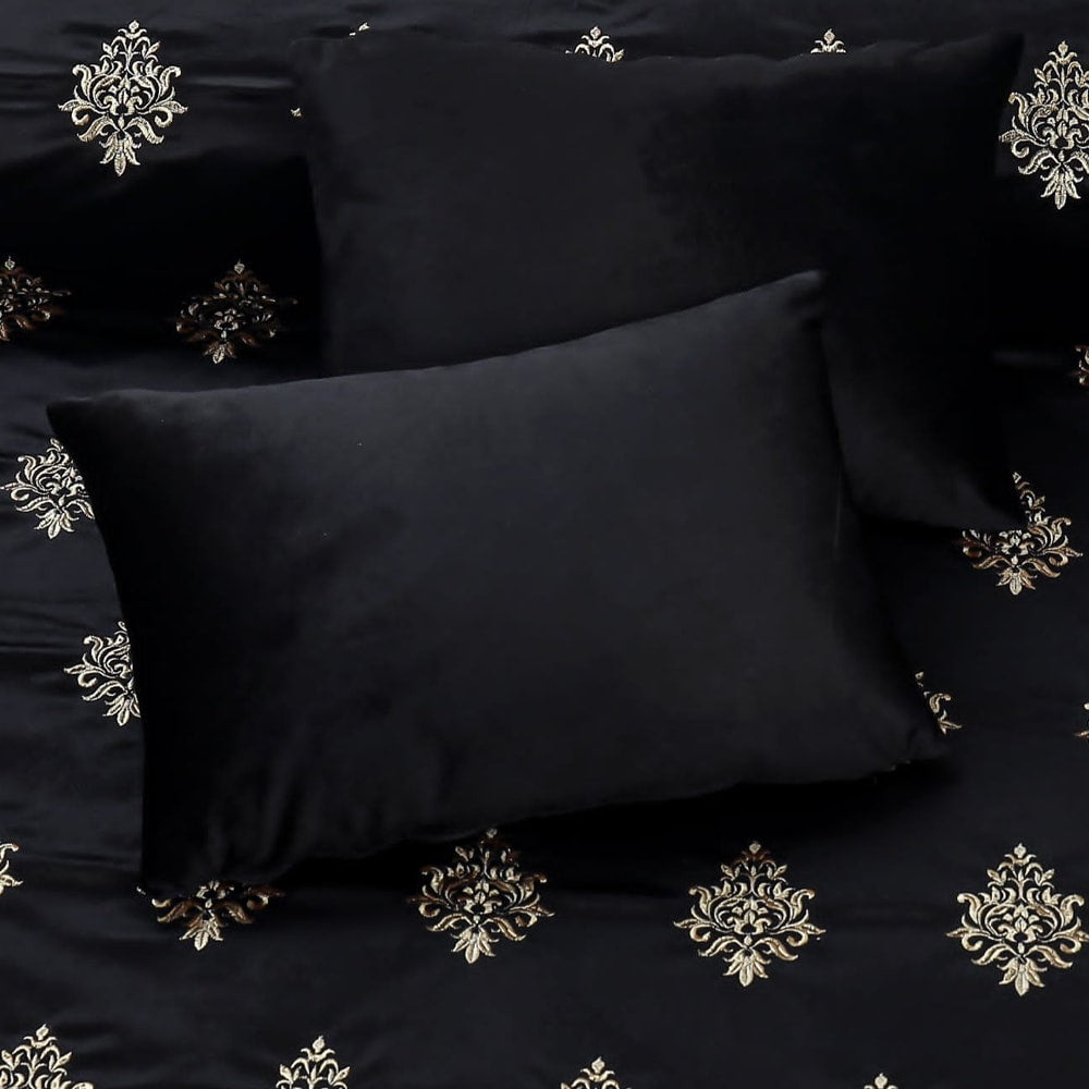 Bridal Velvet Bed Sheet Comforter Set – Black