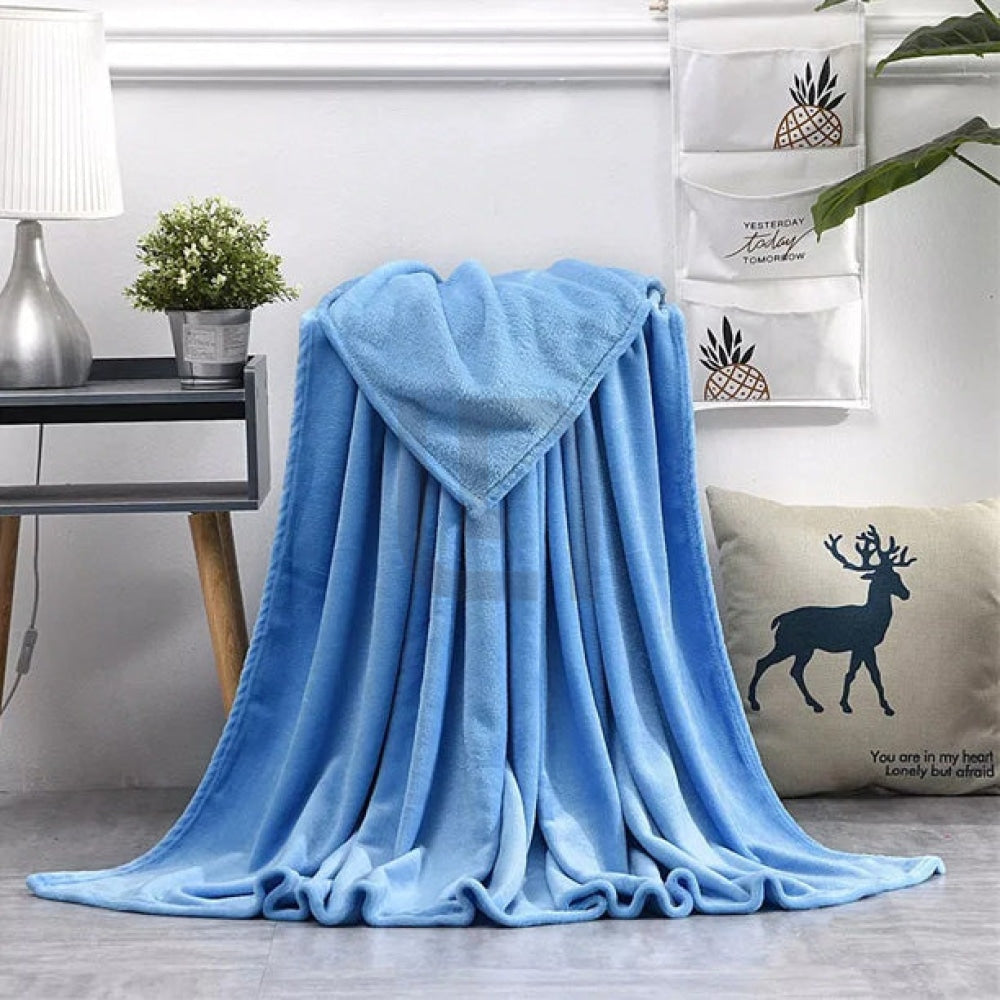 Fleece Blanket – Sky Blue