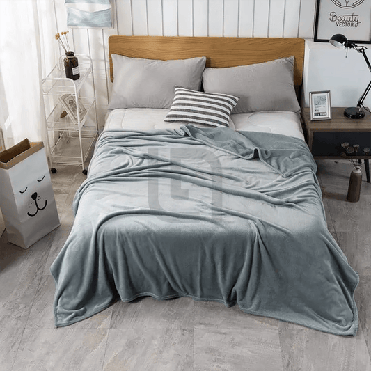  Fleece Blanket – Smoky Grey